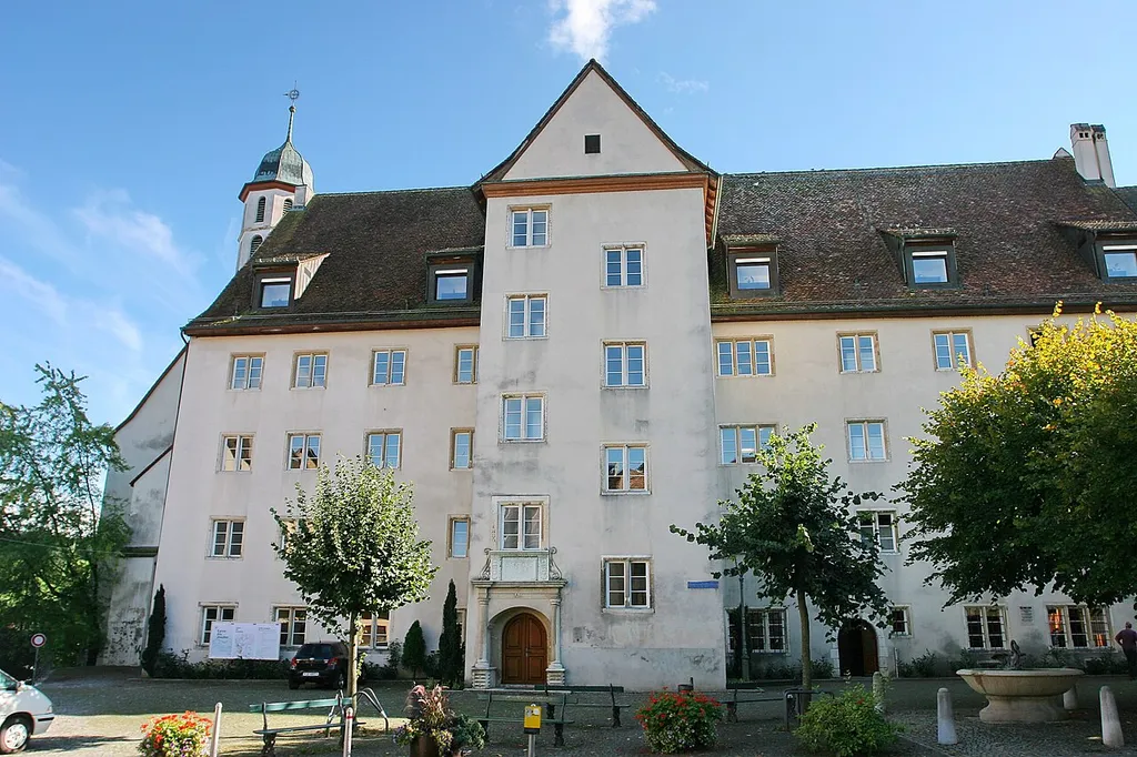 Bâtiment de transition avec l'ancienne Église des Jésuites