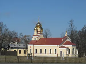 Saint Pantaleon church, Sverdlovskaya embankment