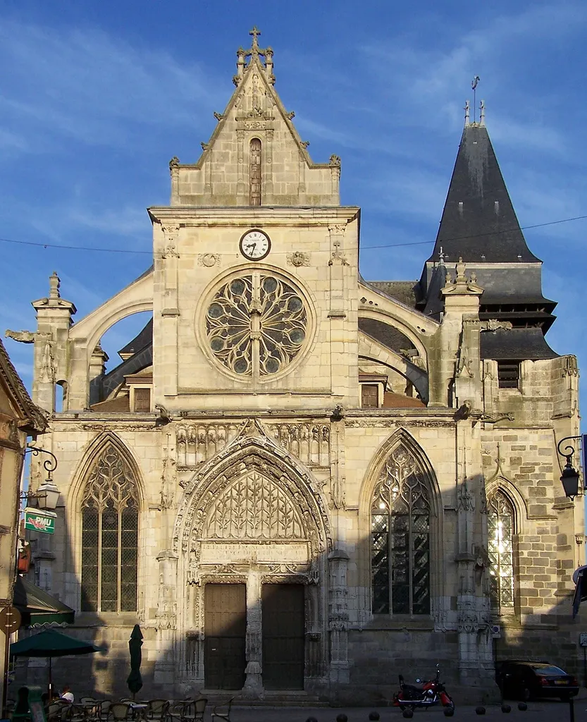 Church of Houdan (Yvelines, France)