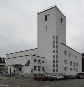 Hallen- und Freibad