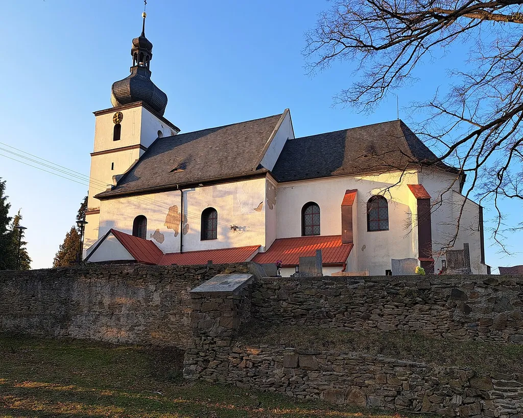 Úvalno, kostel sv. Mikuláše
