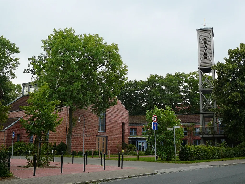Die Simon-Petrus-Kirche in Bremen