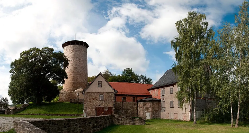 Burgruine und Schloss Tannroda