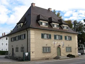 Münchener Straße 8