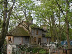 Resurrection church (Storognya)