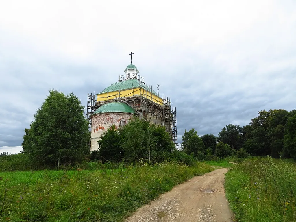 Church of Dormition of the Blessed Virgin in the village Naberezhnaya Sloboda, Naro-Fominsk district, Moscow region.