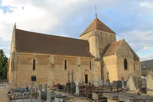 Percy-en-Auge Churchyard