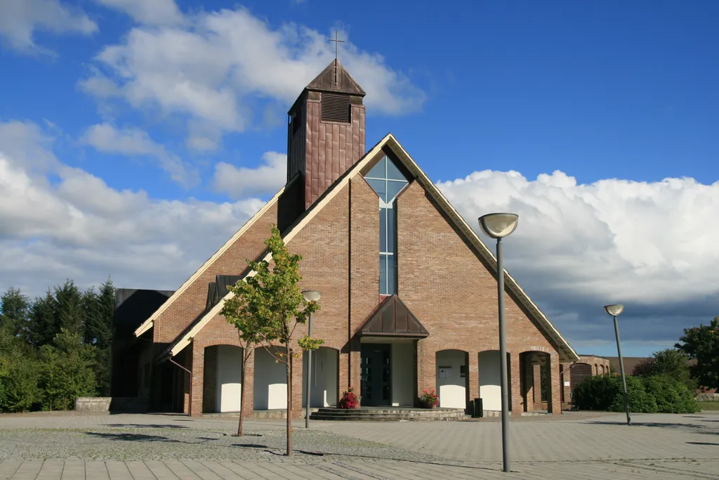 Aksdal kirke