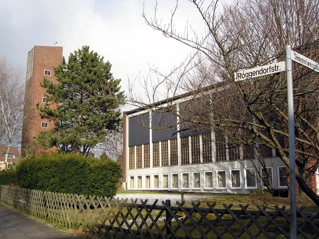 Köln-Flittard Lukaskirche