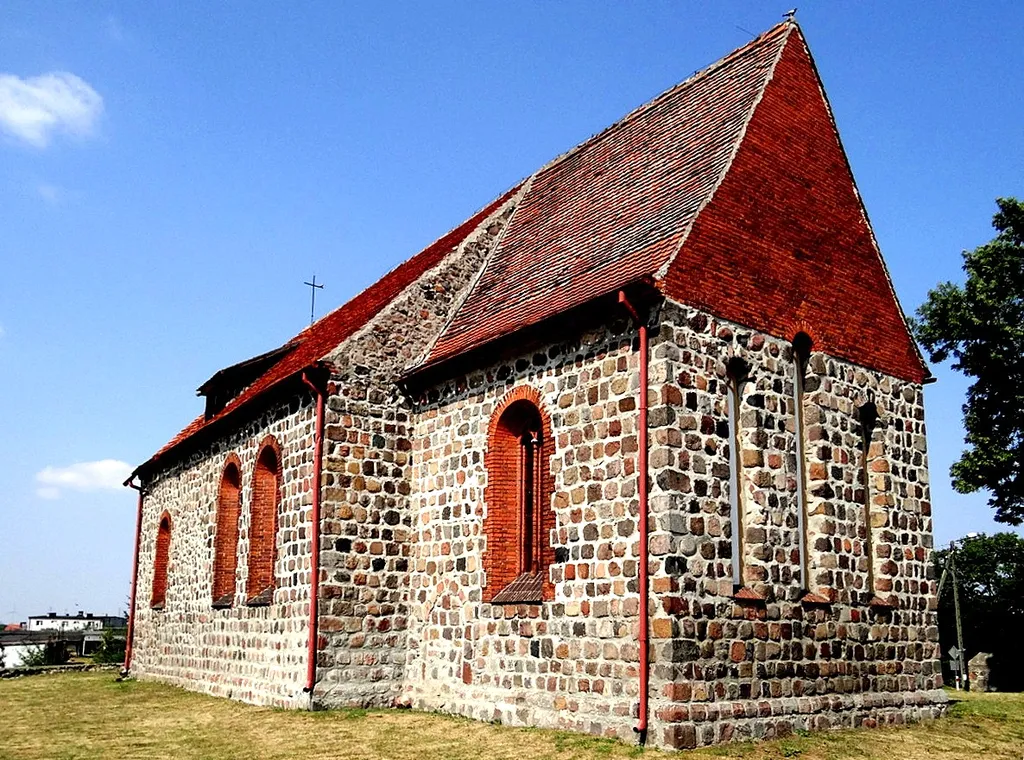 Radów. Kościół Najśw. Serca Pana Jezusa XIII w.