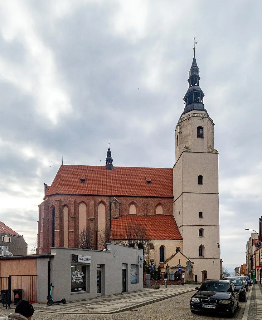 Dzierżoniów kostel sv. Jiří