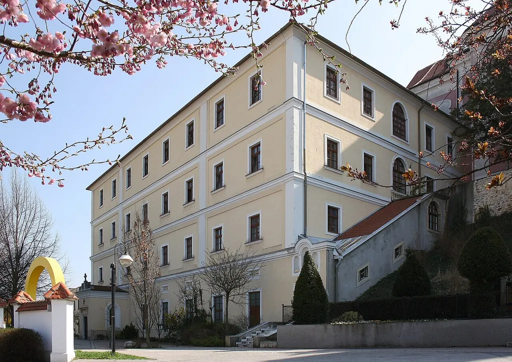 Ehemaliges Minoritenkloster in Wimpassing an der Leitha.