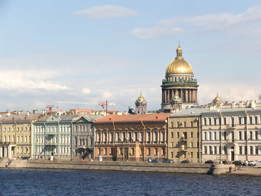 Saint Petersburg (Russia), English Embankment.
