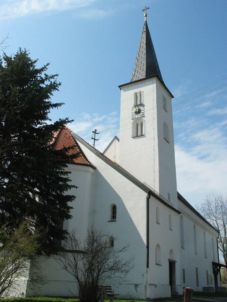 Steinberg, Gde. Marklkofen, Ldk. Dingolfing-Landau. Pfarrkirche Mariä Himmlfahrt.