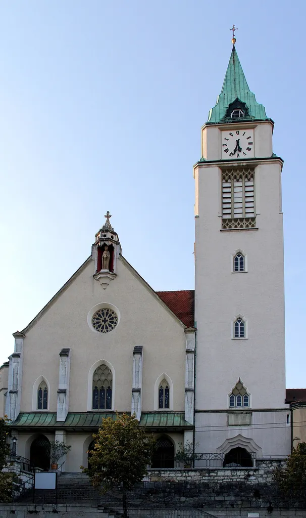 Katholische Pfarrkirche St. Maria Immaculata in Biel