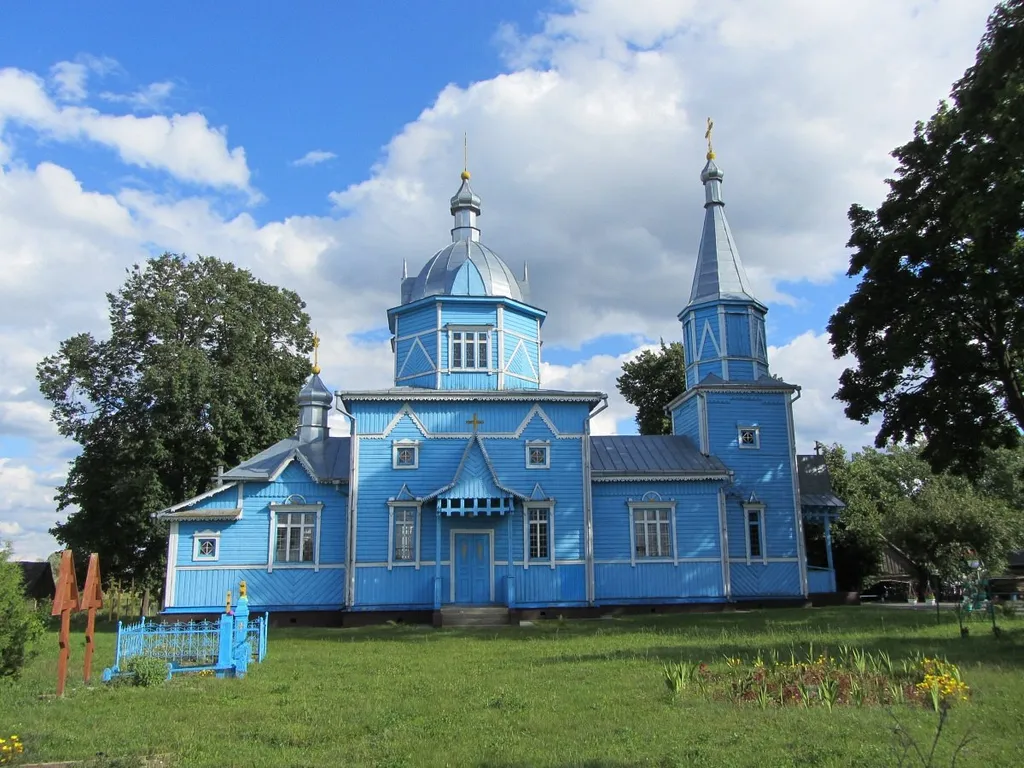 Белавуша. Свята-Троіцкая царква