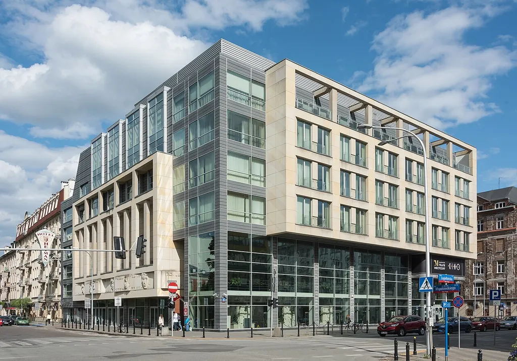 Centrum Praha przy ul. Jagiellońskiej 26 w Warszawie, siedziba m.in. Mazowieckiego Teatru Muzycznego