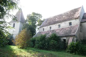 Roșia fortified church