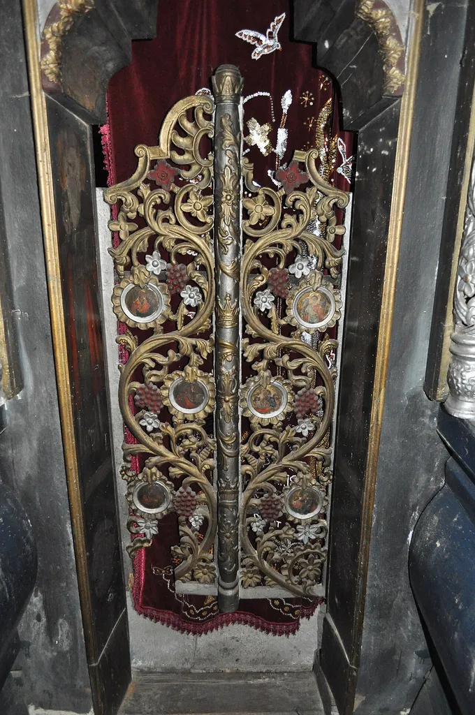 Biserica de lemn "Sfântul Nicolae", sat VALEA CHIOARULUI