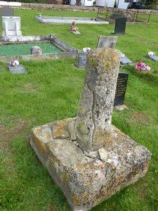 Churchyard cross, St Peter's churchyard