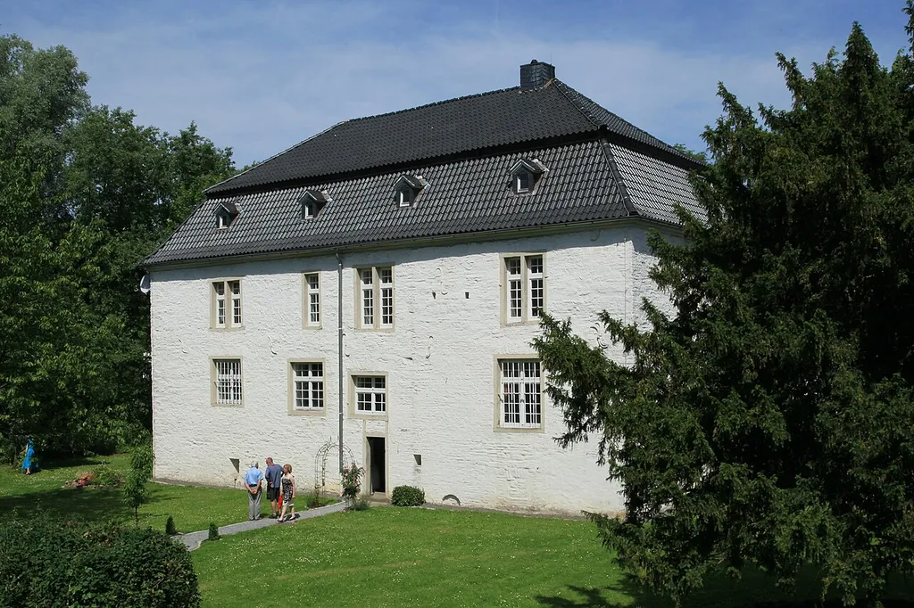 Burg Denklingen, Hauptstraße/Burgplatz in Denklingen, Reichshof