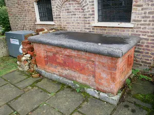 Tomb  Of Elizabeth Grey In The Churchyard In The Church Of St Peter's Church