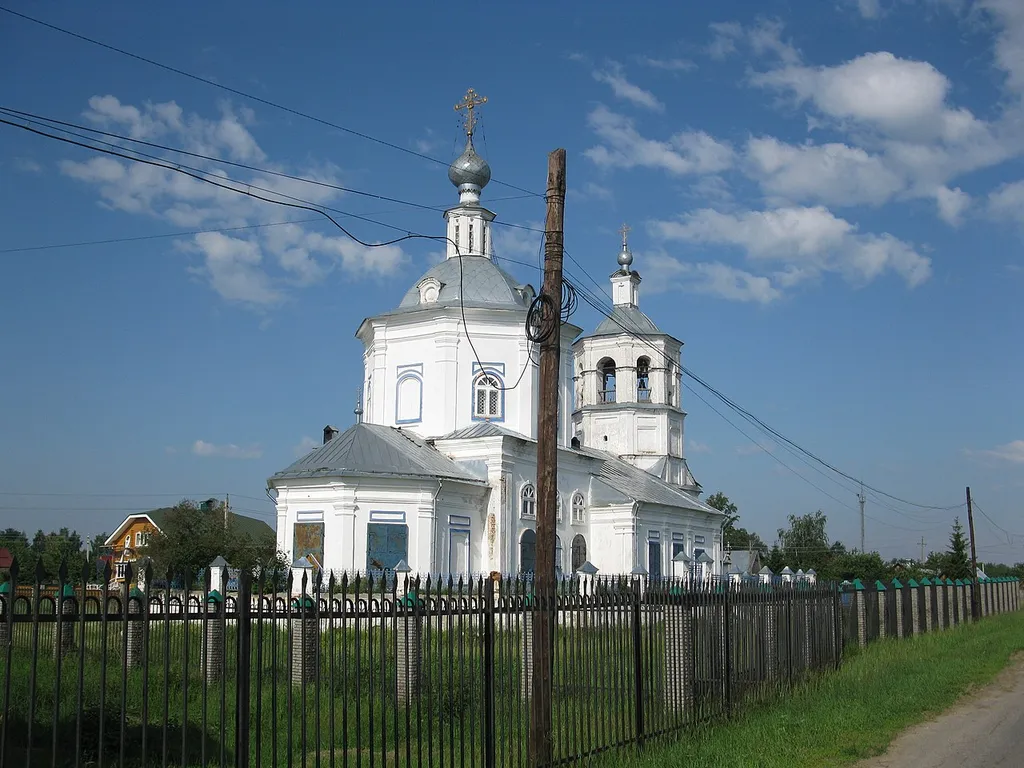 Церковь Казанской иконы Божией Матери: улица Белинского, 11, Макарьево, Лысковский район, Нижегородская область