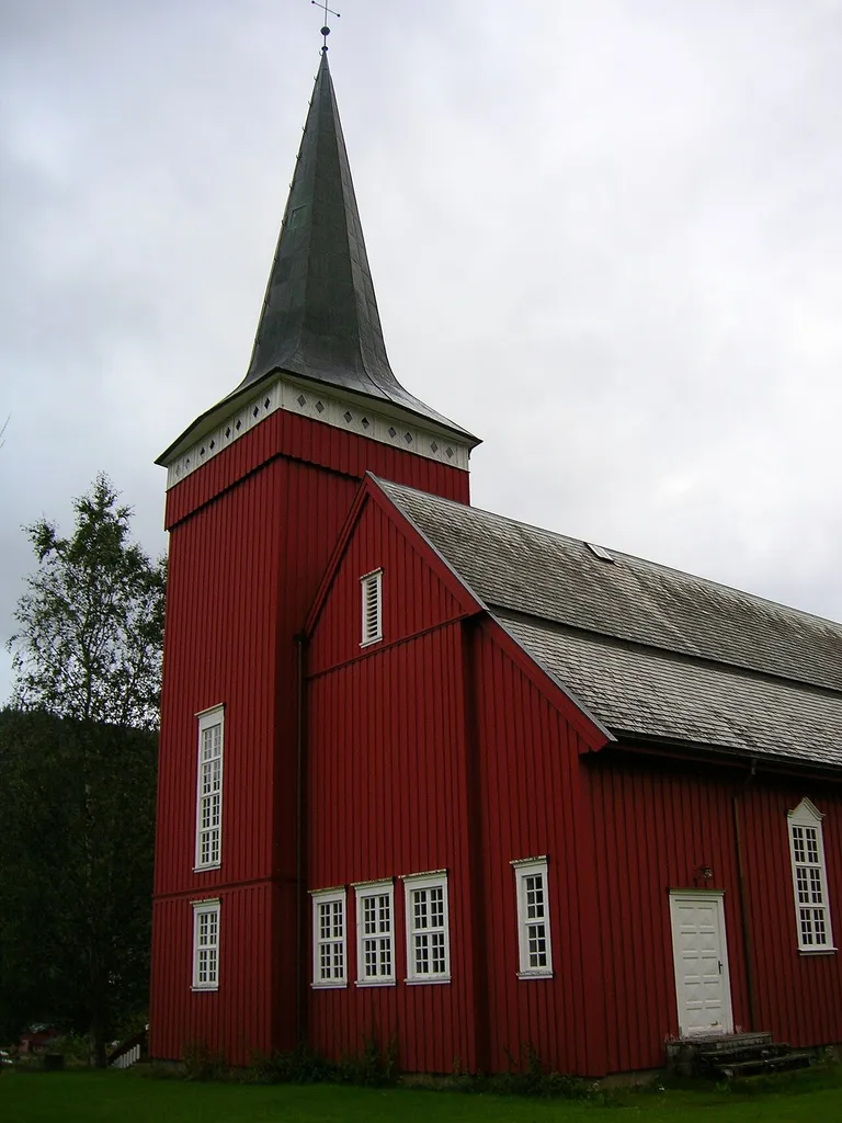 Elsfjord church in Vefsn municipality, Nordland, Norway, Photo September 9, 2007 with a Nikon Coolpix 5600 5,1 Megapixel camera.