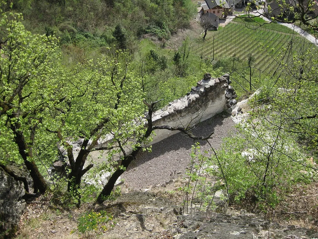 Ruine von St. Peter in der Gemeinde Terlan in Südtirol