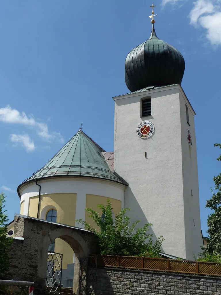 Die Pfarrkirche St. Ulrich in Lam