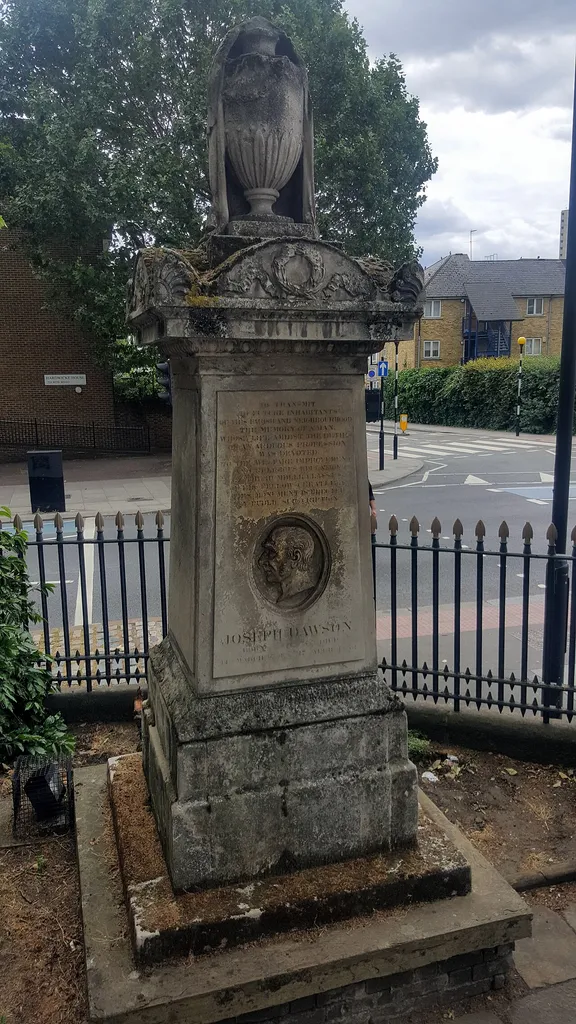 London Borough of Tower Hamlets, Monument To Joseph Dawson In The Churchyard Of St Mary Bow.