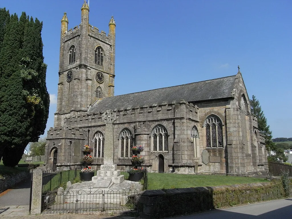 St Mary's Church, Callington, Cornwall. Viewed from SE, Sept. 2011.
