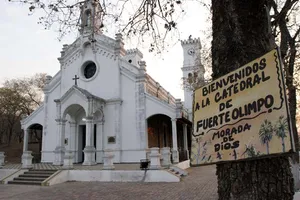 Mary Help of Christians Cathedral, Fuerte Olimpo
