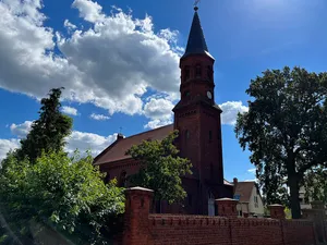 Village church Damelang