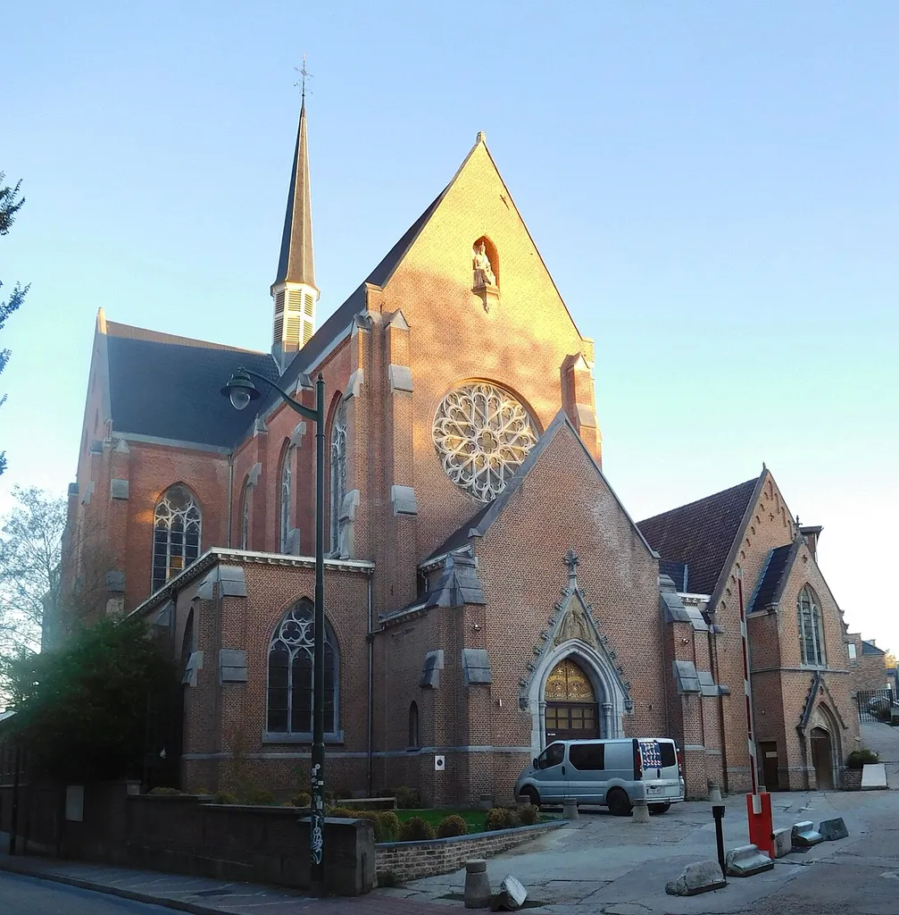 L'église du Saint-Sacrement, à Ixelles (Bruxelles) se trouve au 203 chaussée de Wavre