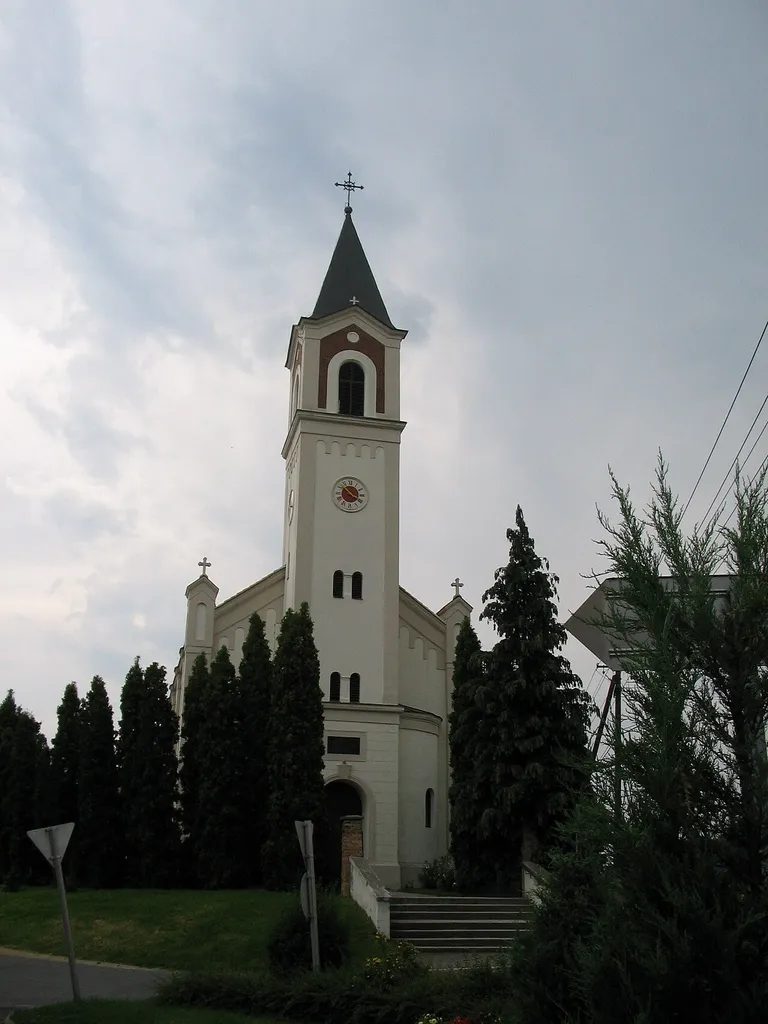 A fertőhomoki római katolikus Szent Anna-templom.