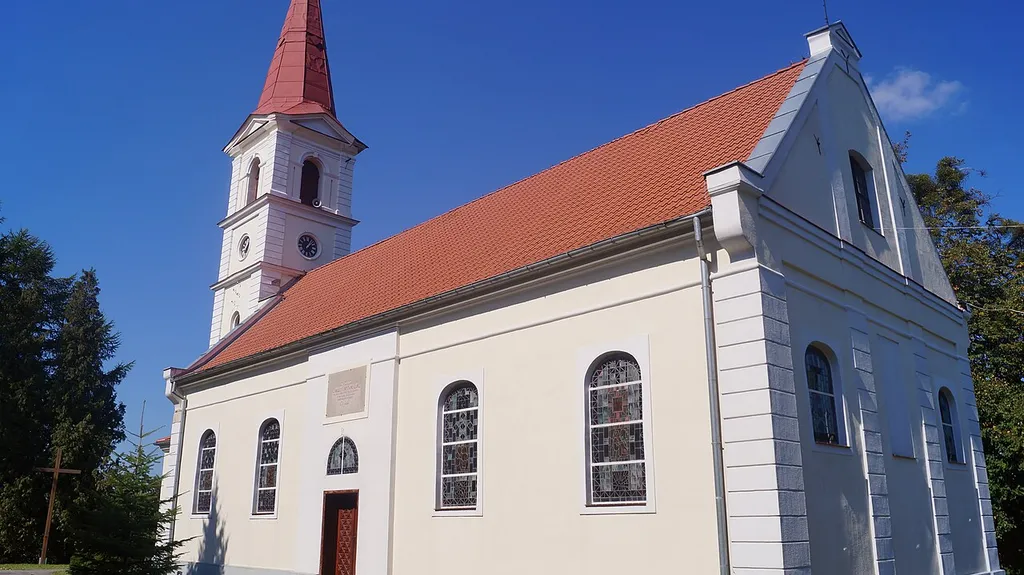 Łęcze, kościół ewangelicki, ob. rzym.-kat. fil. p.w. Najśw. Serca Jezusa, 1746, 1881