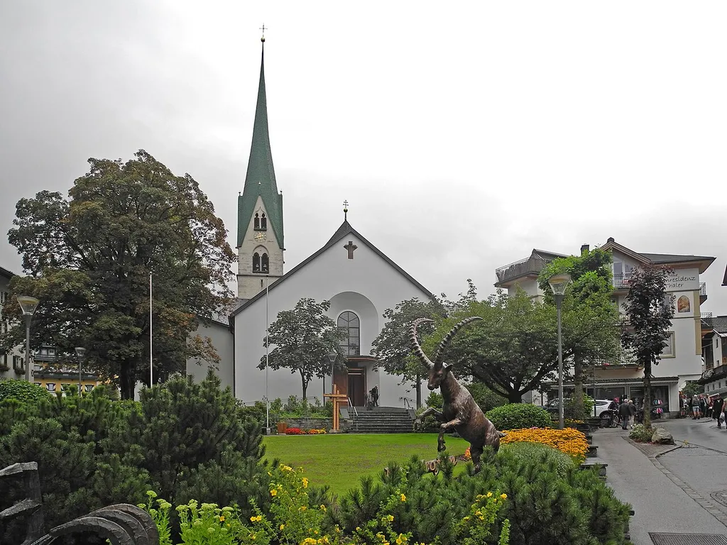 Pfarrkirche Mariä Himmelfahrt in Mayrhofen im Zillertal