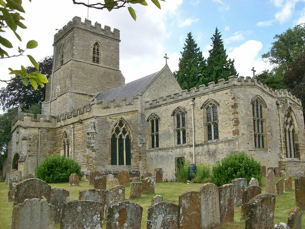 Ss Peter and Paul, Steeple Aston