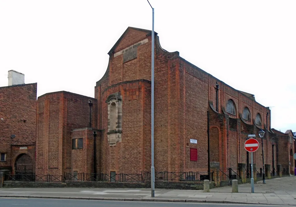 South end (liturgical west) on Upper Parliament Street.