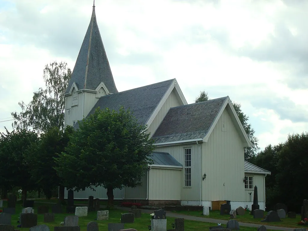 Mogreina kirke.