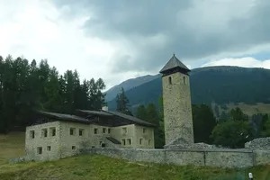 Ruina baselgia e ospiz, S-chanf