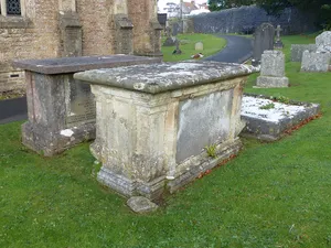 Chest tomb to Amelia Day in churchyard, 5 metres south of nave, Church of St Leonard