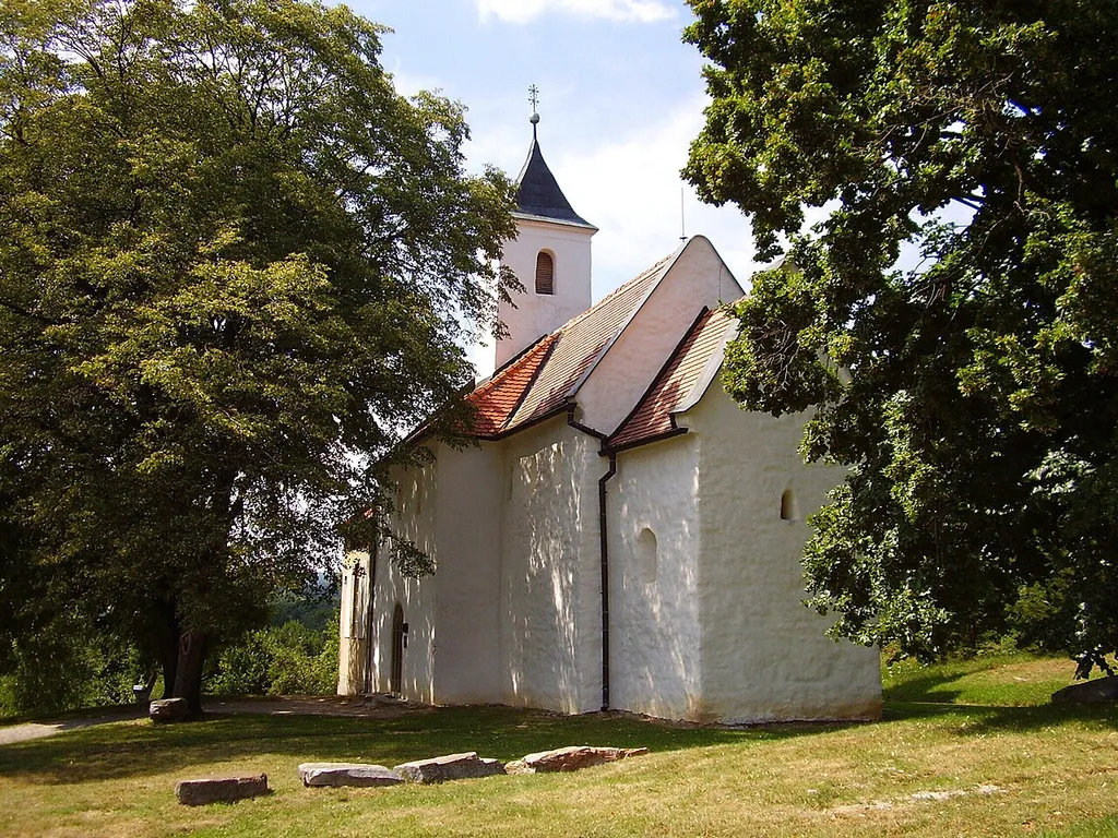 This media shows the protected monument with the number 407-1452/1 CHMSK/407-1452/1,CHMSK/407-1452(other) in the Slovak Republic.