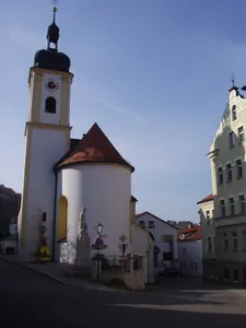 Katholische Pfarrkirche Heilig Kreuz