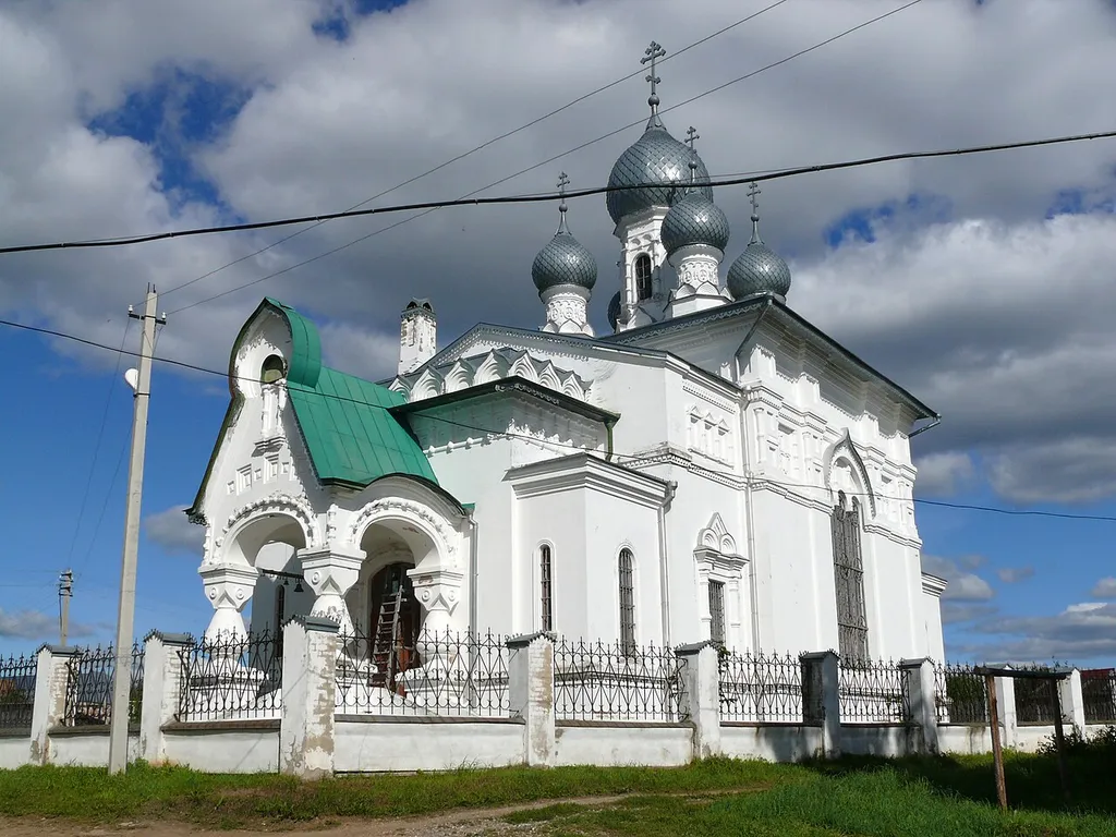 Церковь Троицы: улица Учительская, 1, Новые Горки, Лежневский район, Ивановская область