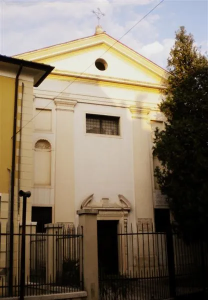 Chiesa di Santa Caterina a Padova, facciata
