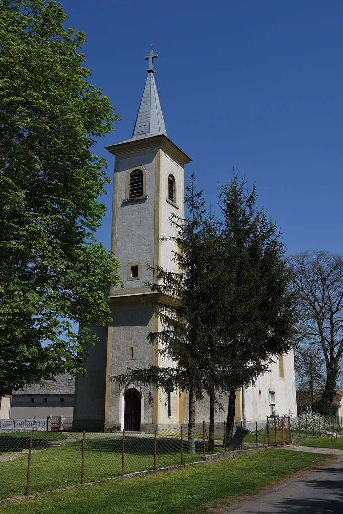 Saint Thomas Church in Rábaszenttamás Püspökmolnári
