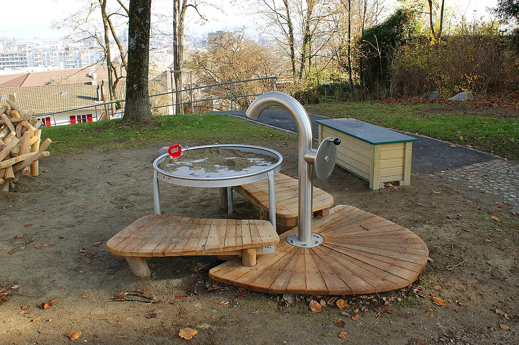 play fountain playground Veielihubel