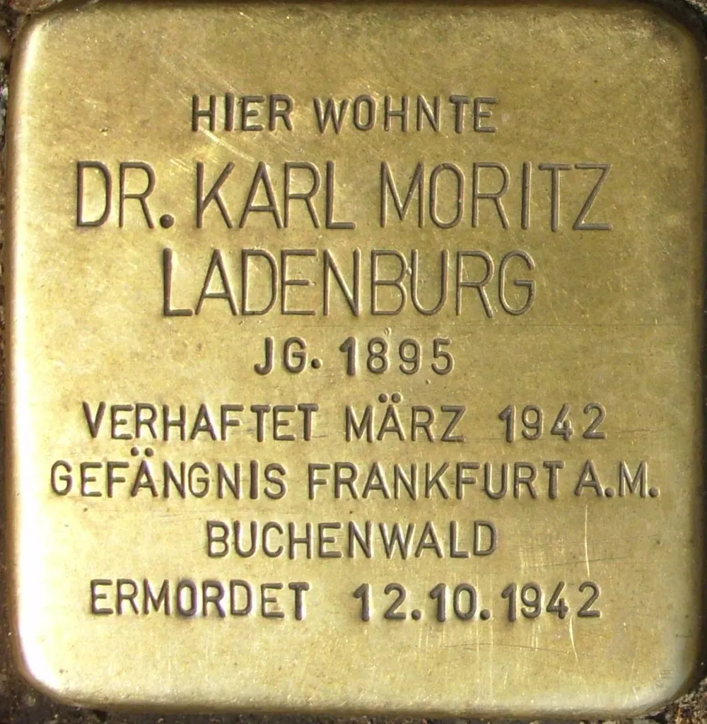 Kaiserstraße 11 - Stolperstein Dr. Karl Moritz Ladenburg